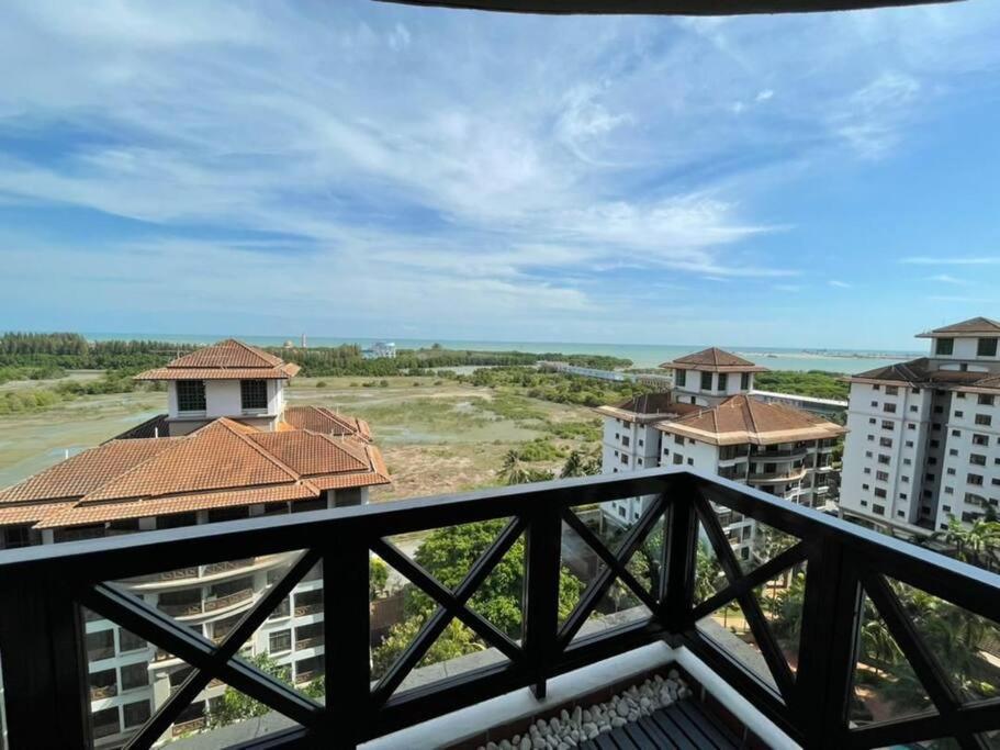 Instay Costa Mahkota With Seaview Malacca Exterior photo